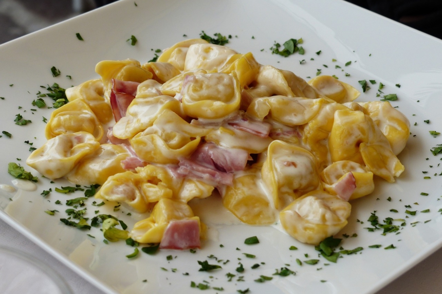 Tortellini a la crema